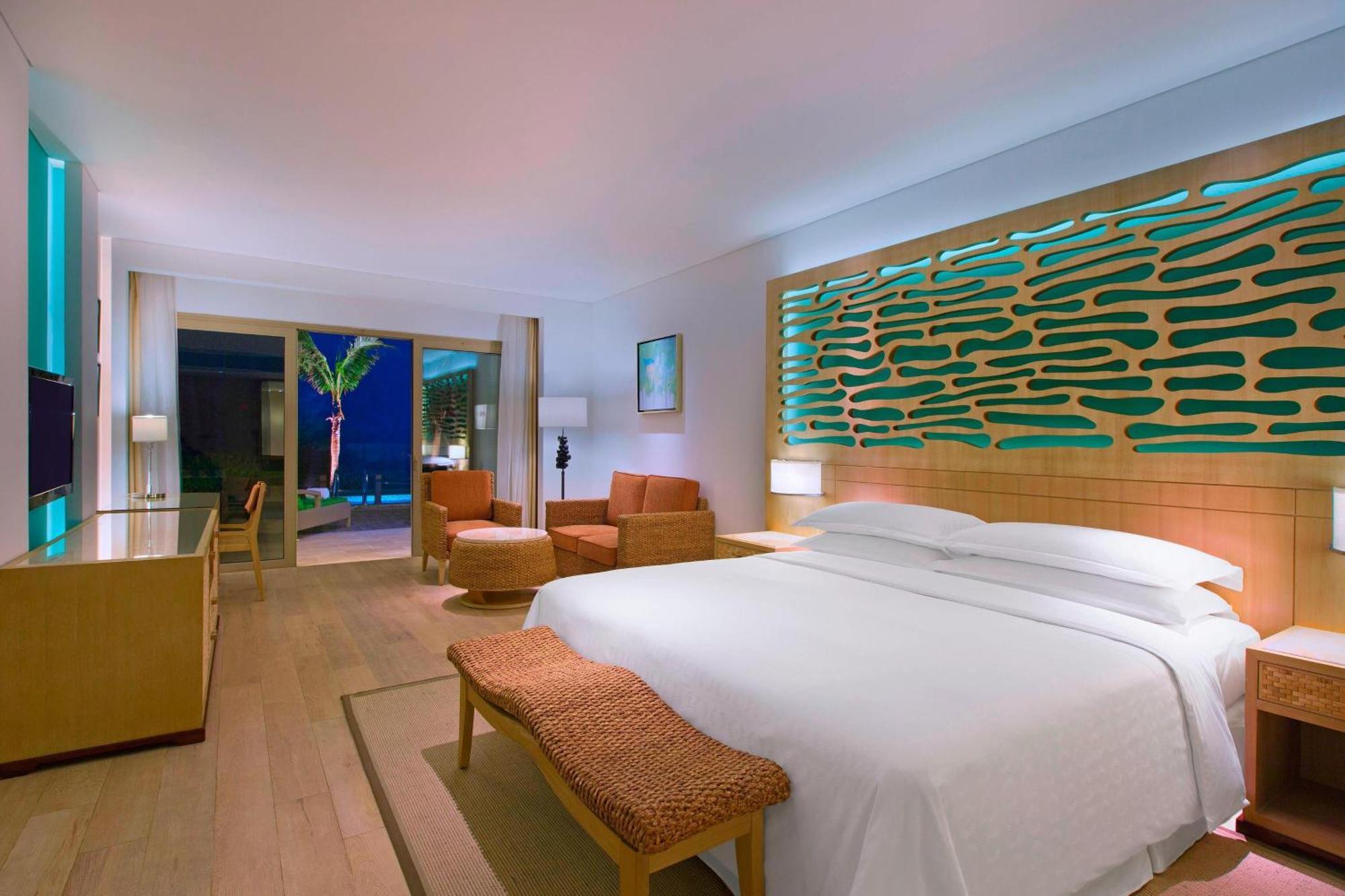 Sheraton Haitang Bay 5*
