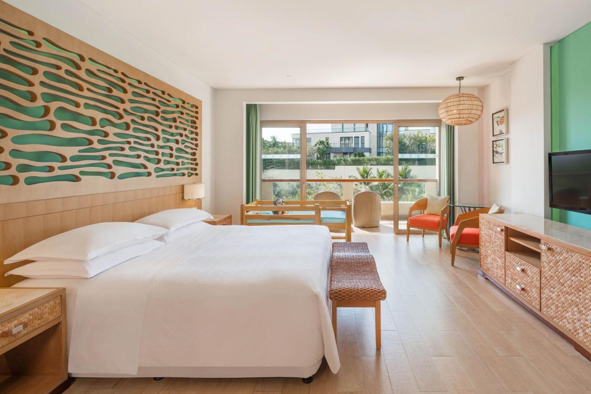 Sheraton Haitang Bay 5*